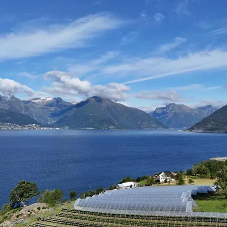 Exclusive Log House With Panoramic Fjord Views