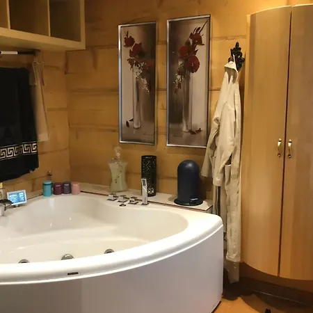 Βίλα Exclusive Log House With Panoramic Fjord Views